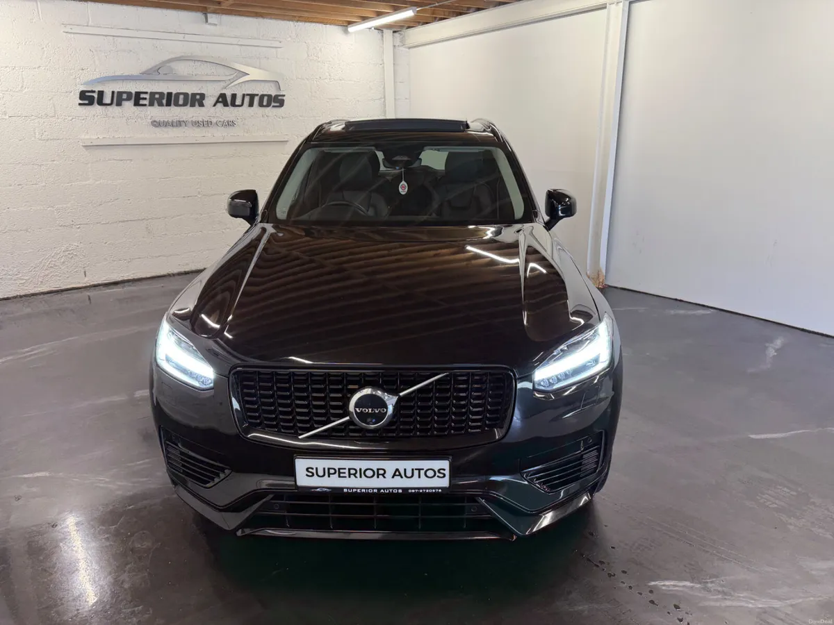 2022 Volvo XC90 T8 Recharge Ultimate 7 Seater - Image 4