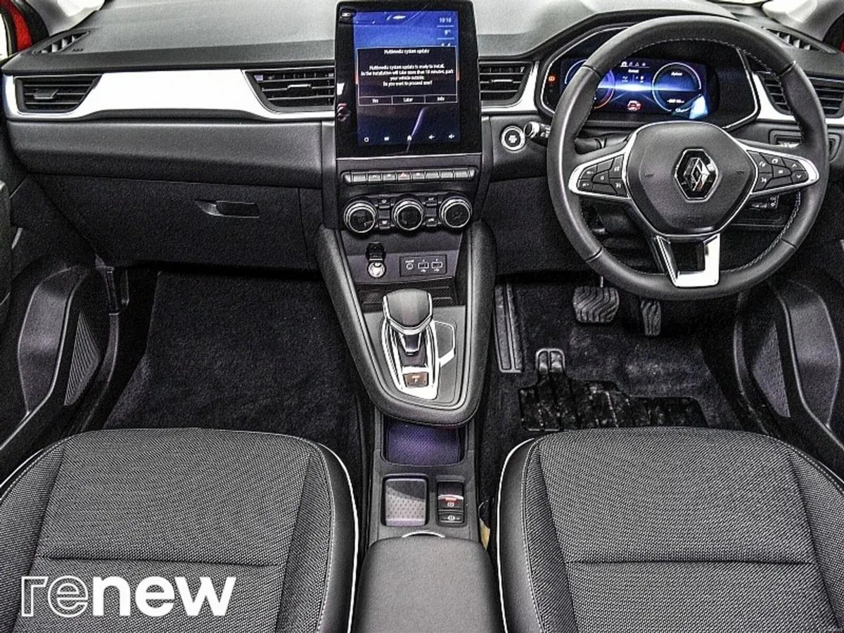 Renault Captur E-TECH PHEV S-Edition 160 Auto - Image 2