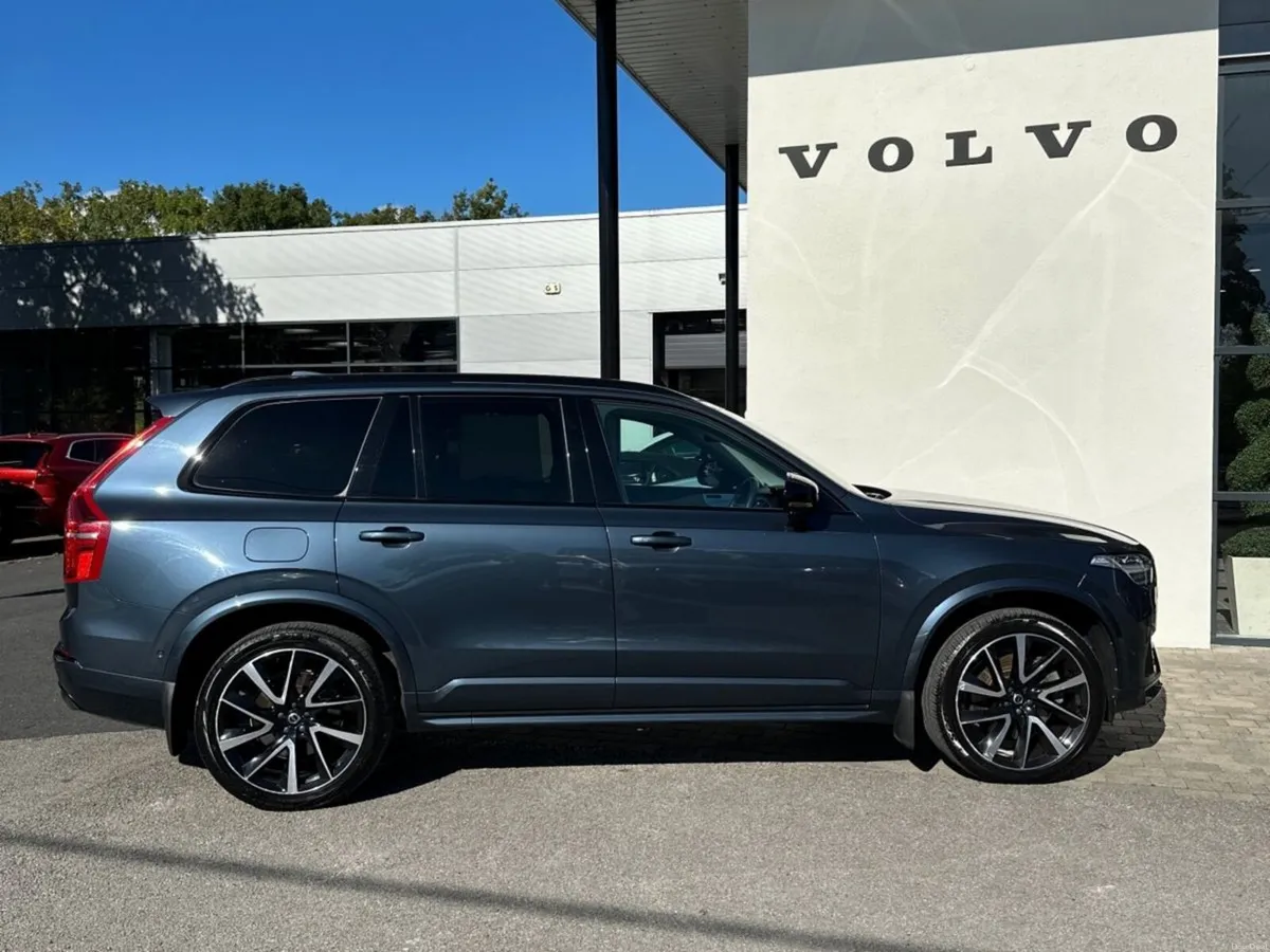 Volvo XC90 XC90 T8 Ultimate Dark -Pan Roof- - Image 5