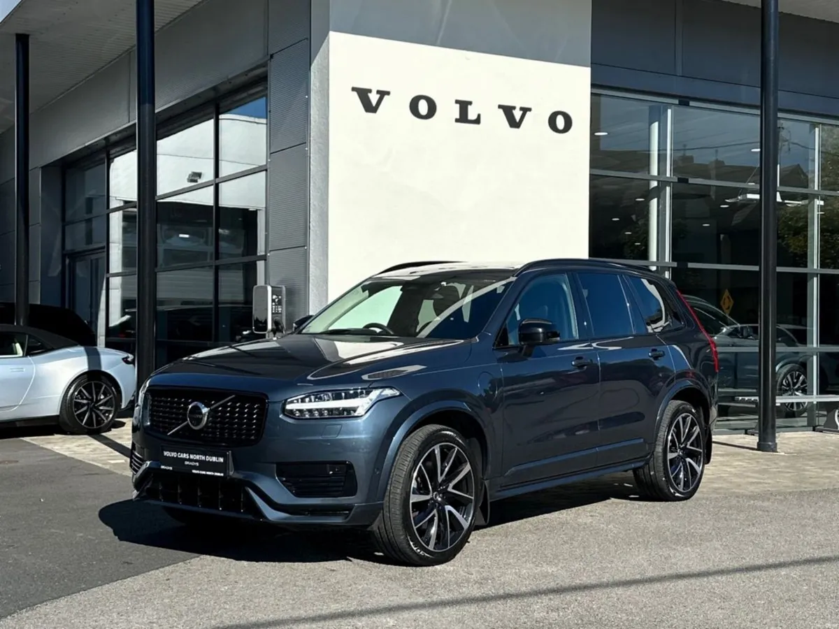 Volvo XC90 XC90 T8 Ultimate Dark -Pan Roof- - Image 1