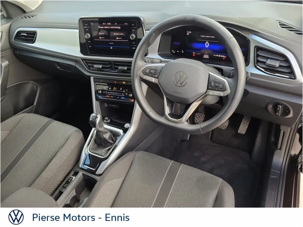 Volkswagen T-Roc EDITION 75 2.0TDI M6F 116HP - Image 2