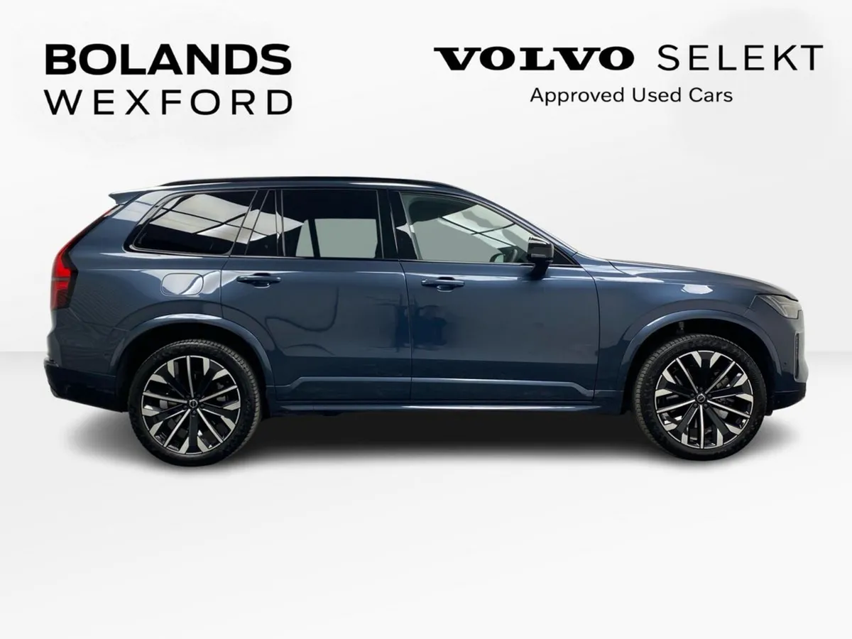Volvo XC90 T8 PHEV AWD Plus Dark - Image 5