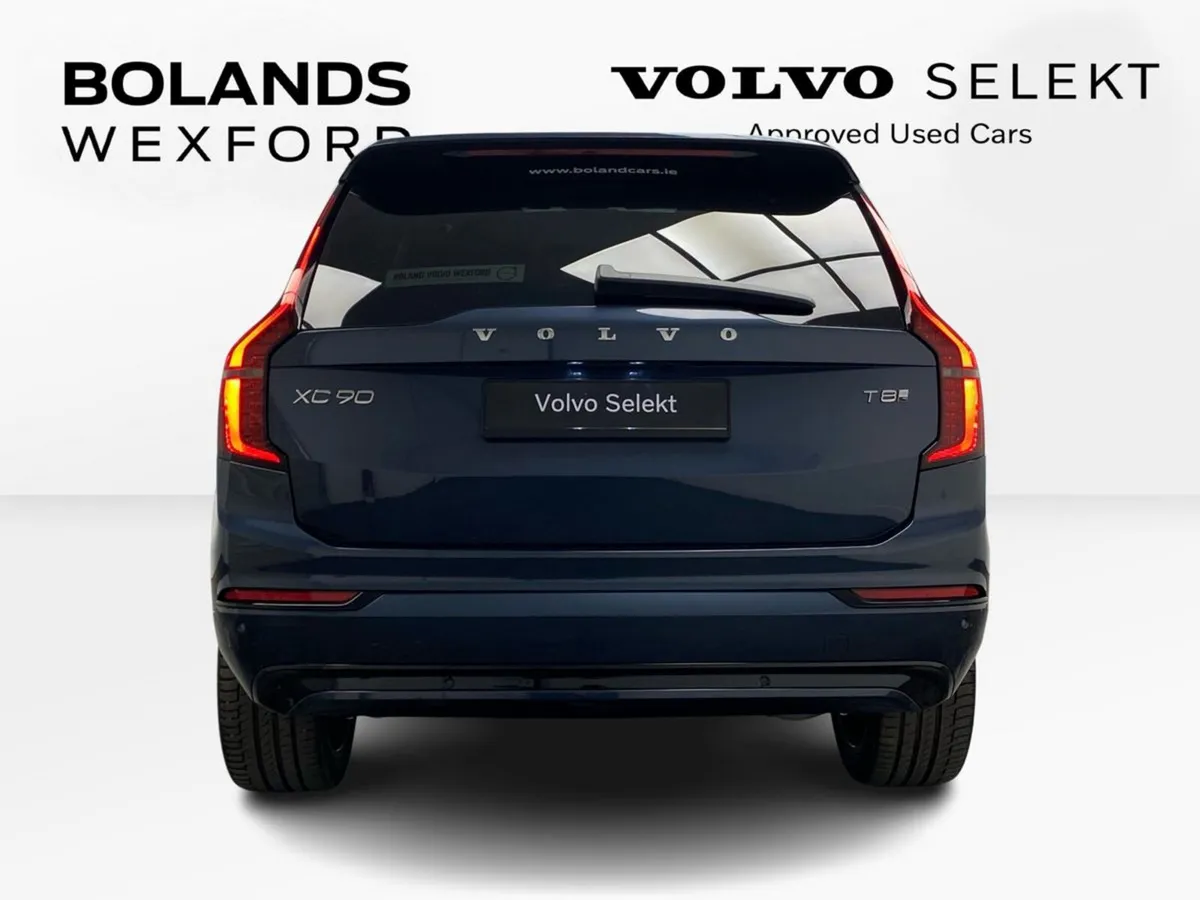 Volvo XC90 T8 PHEV AWD Plus Dark - Image 3