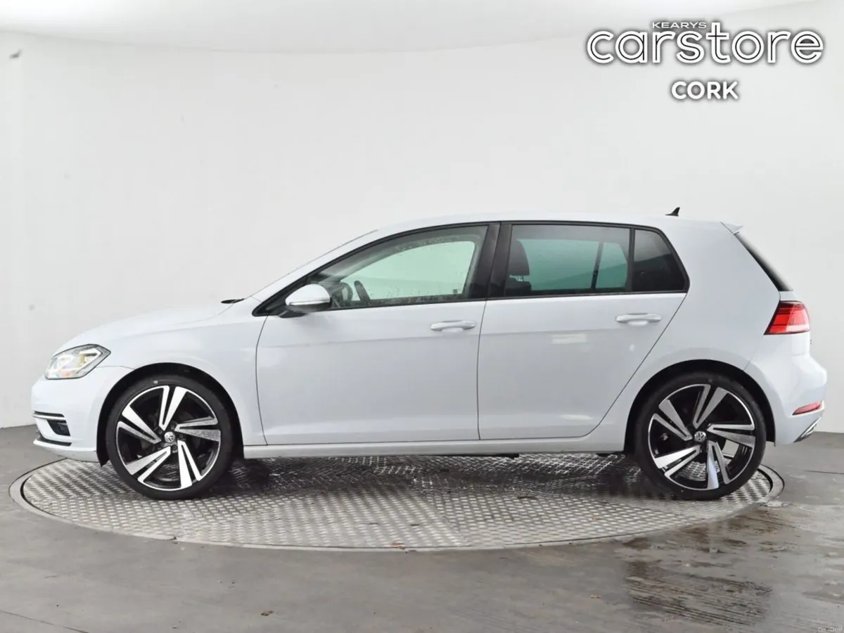 Volkswagen Golf COMFORT LINE TECH EDITION - Image 6