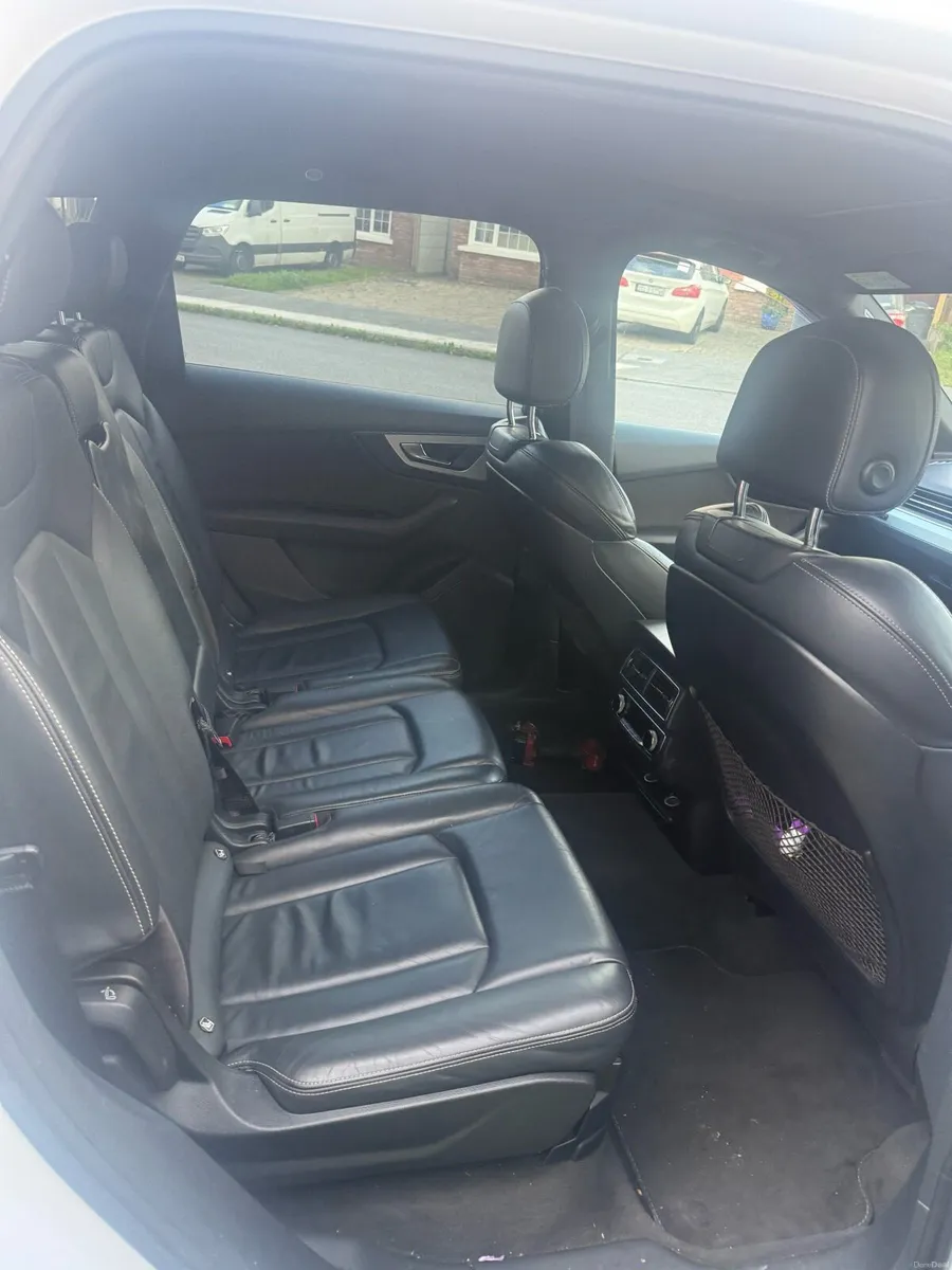 Audi q7 7 Seater S-Line Quattro V6 - Image 5