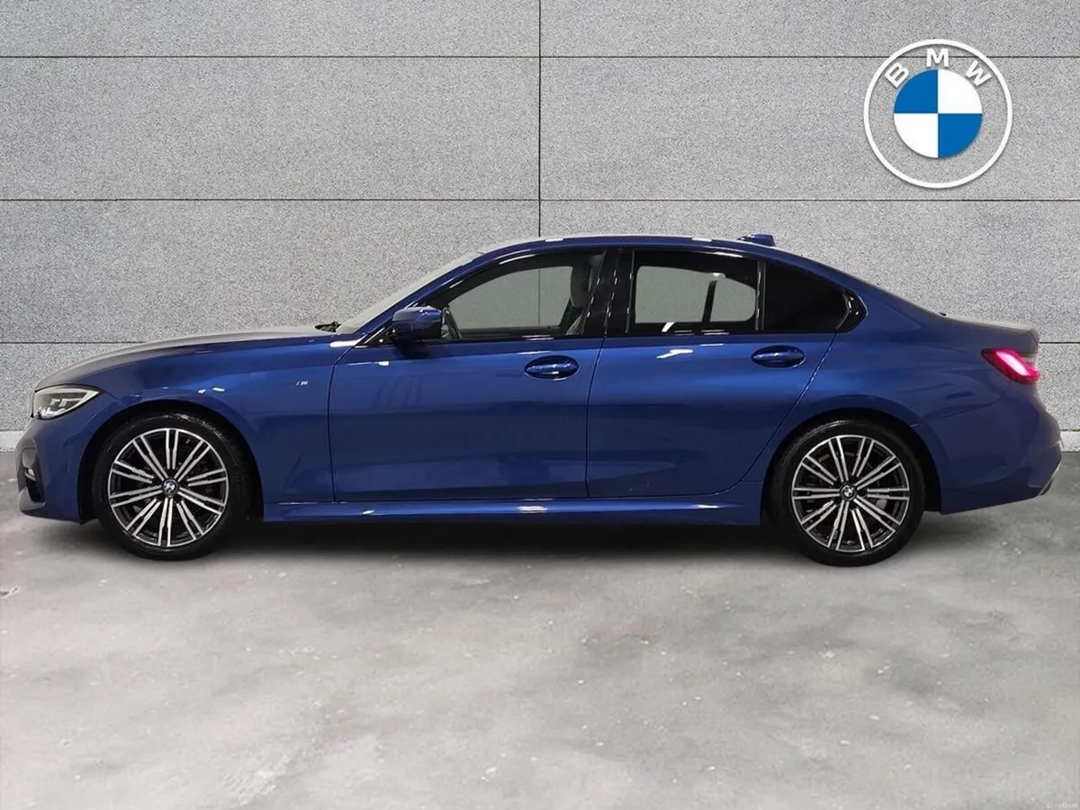 BMW 3-Series 318d M Sport Saloon - Image 3