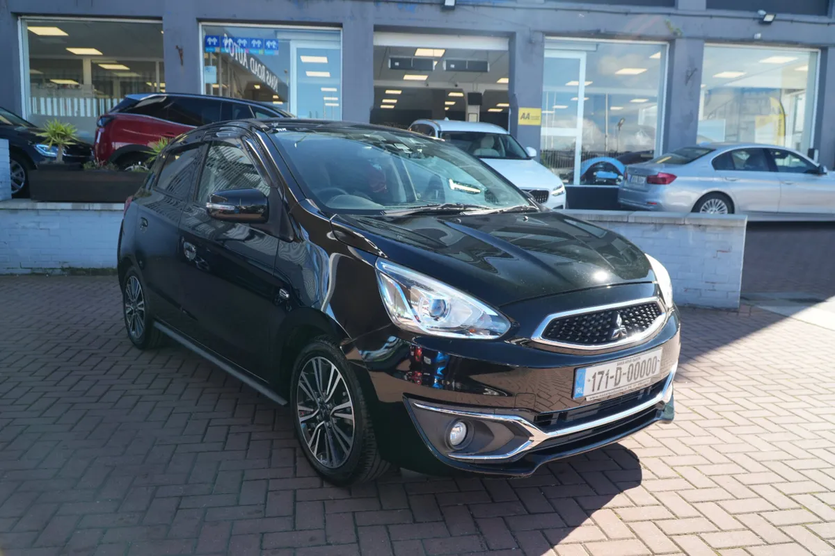 1.2 SPORT 5DR HATCHBACK AUTOMATIC//  ONLY 89000 KM - Image 1
