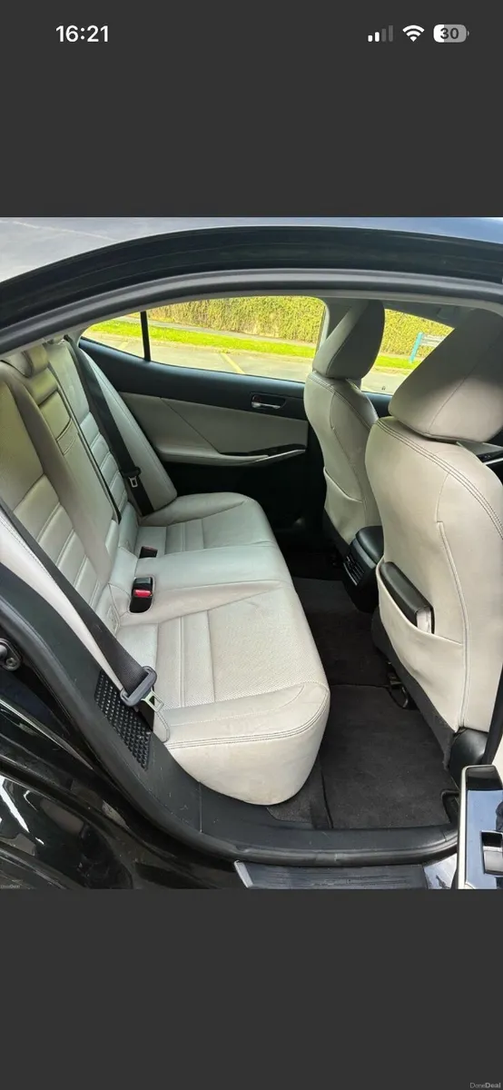 Lexus IS 2015 - Image 6