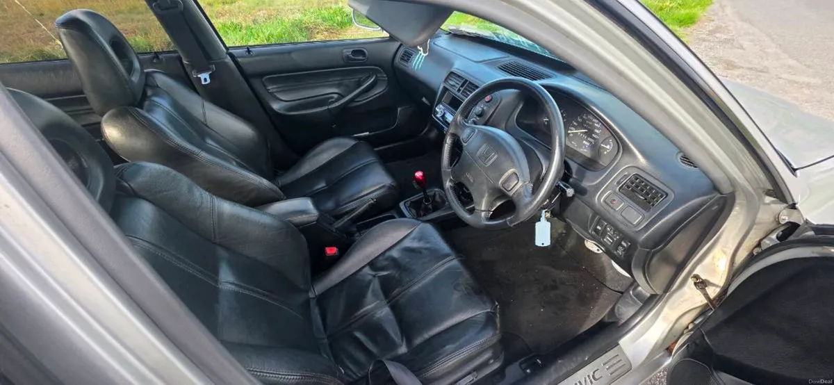 Honda civic sir - Image 6