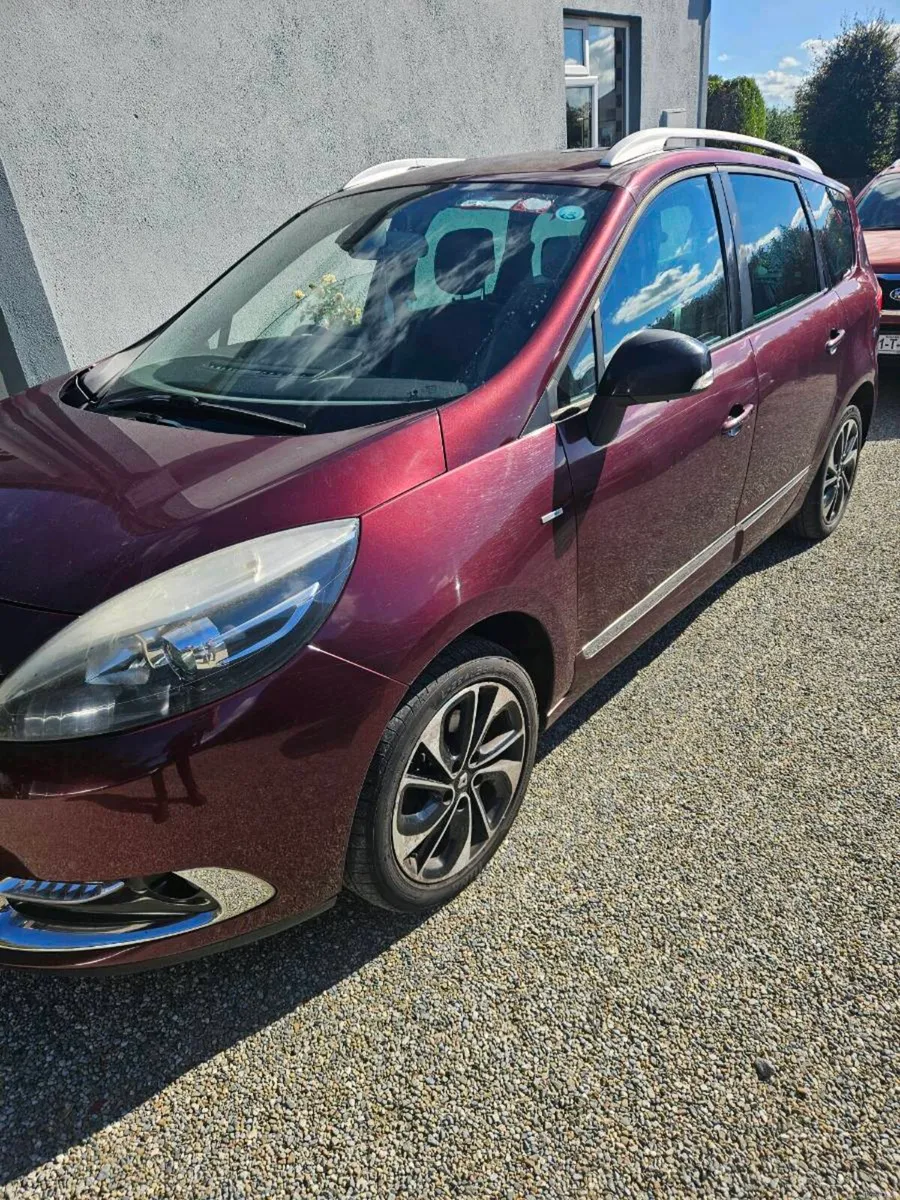 Renault Grand Scenic - Image 2