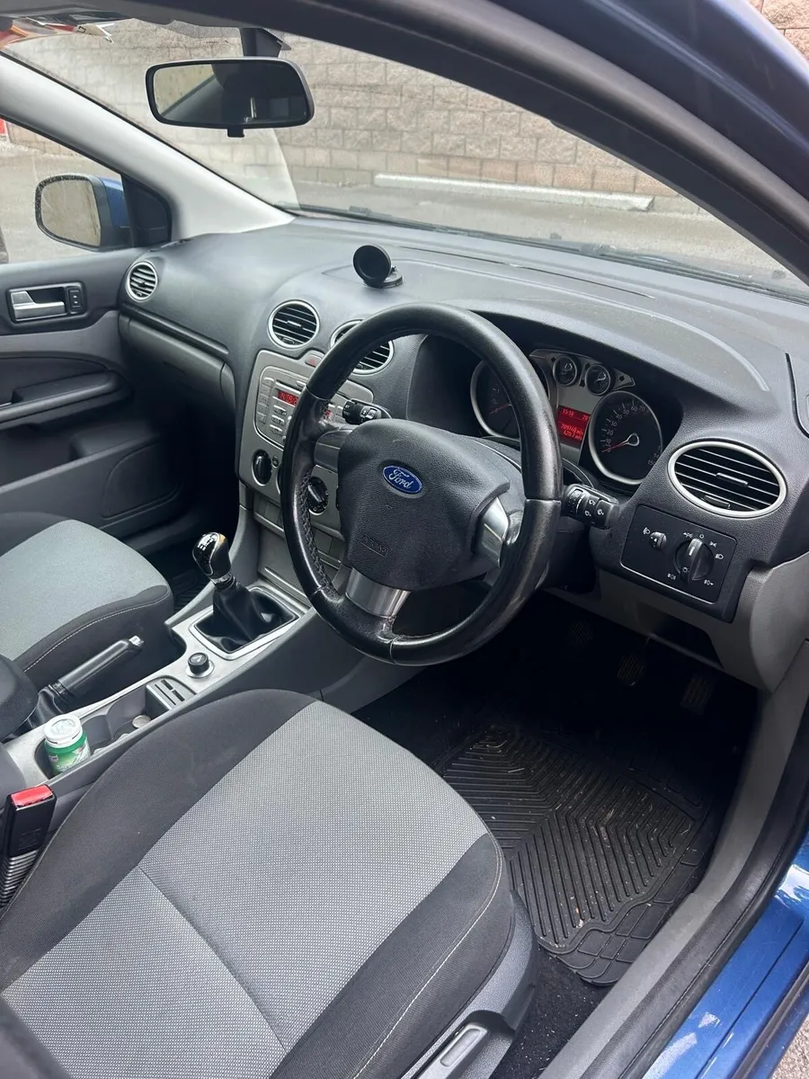 Ford focus,for sale in very good condition - Image 5