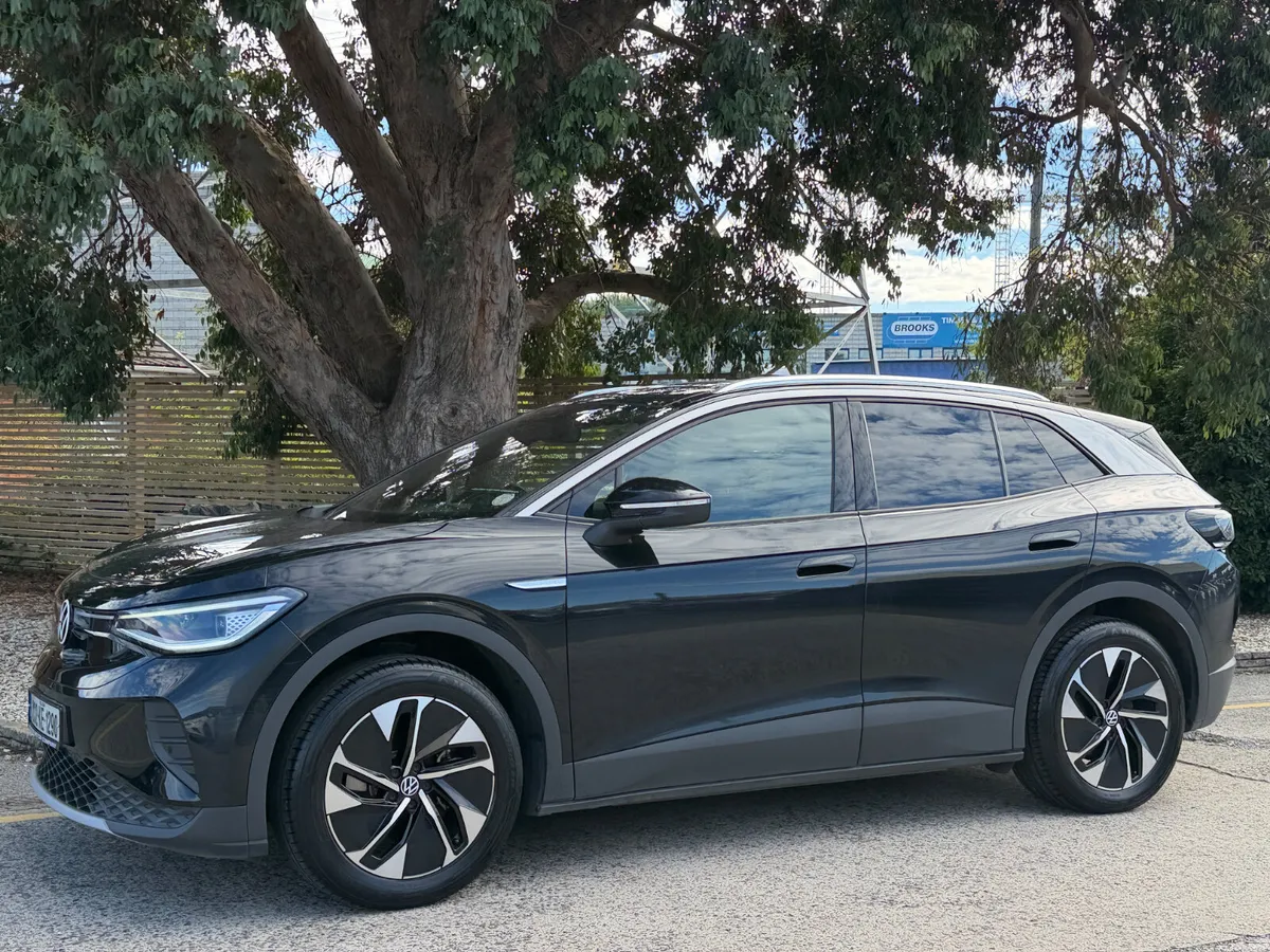 2023 Volkswagen ID.4 - Image 3