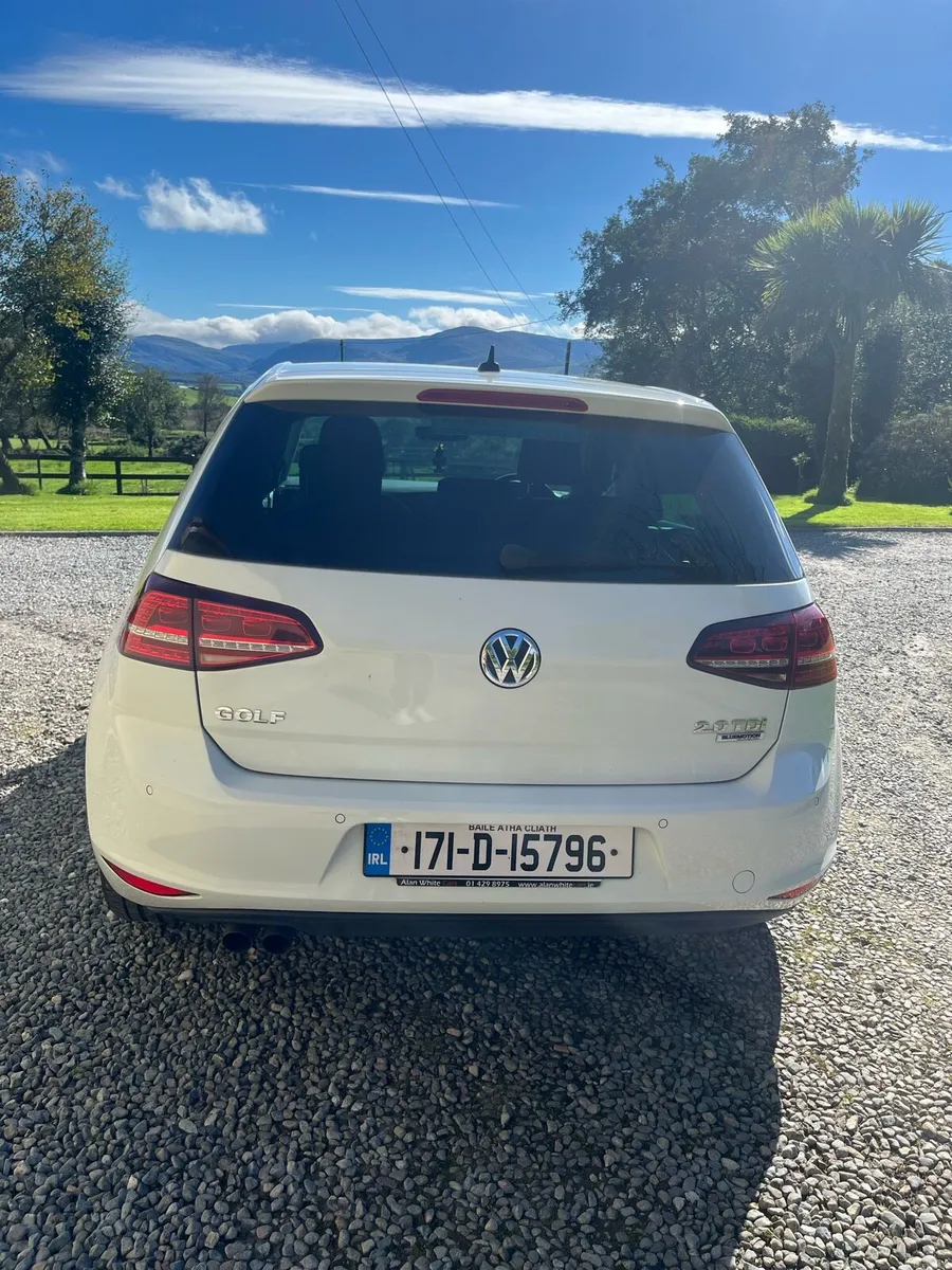 2017 Volkswagen Golf - Image 5