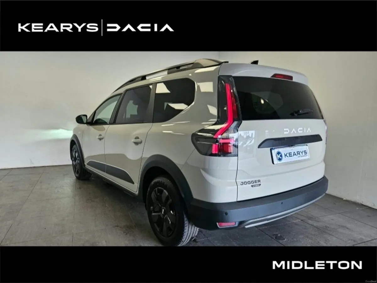 Dacia Jogger HEV 155 Expression Auto - Image 2