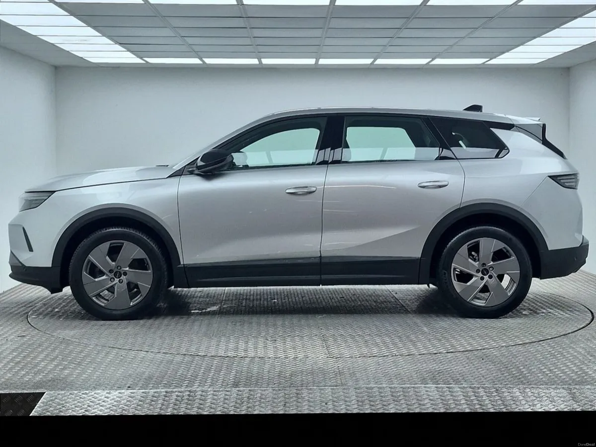 Opel Grandland Elegance Hybrid - Image 5