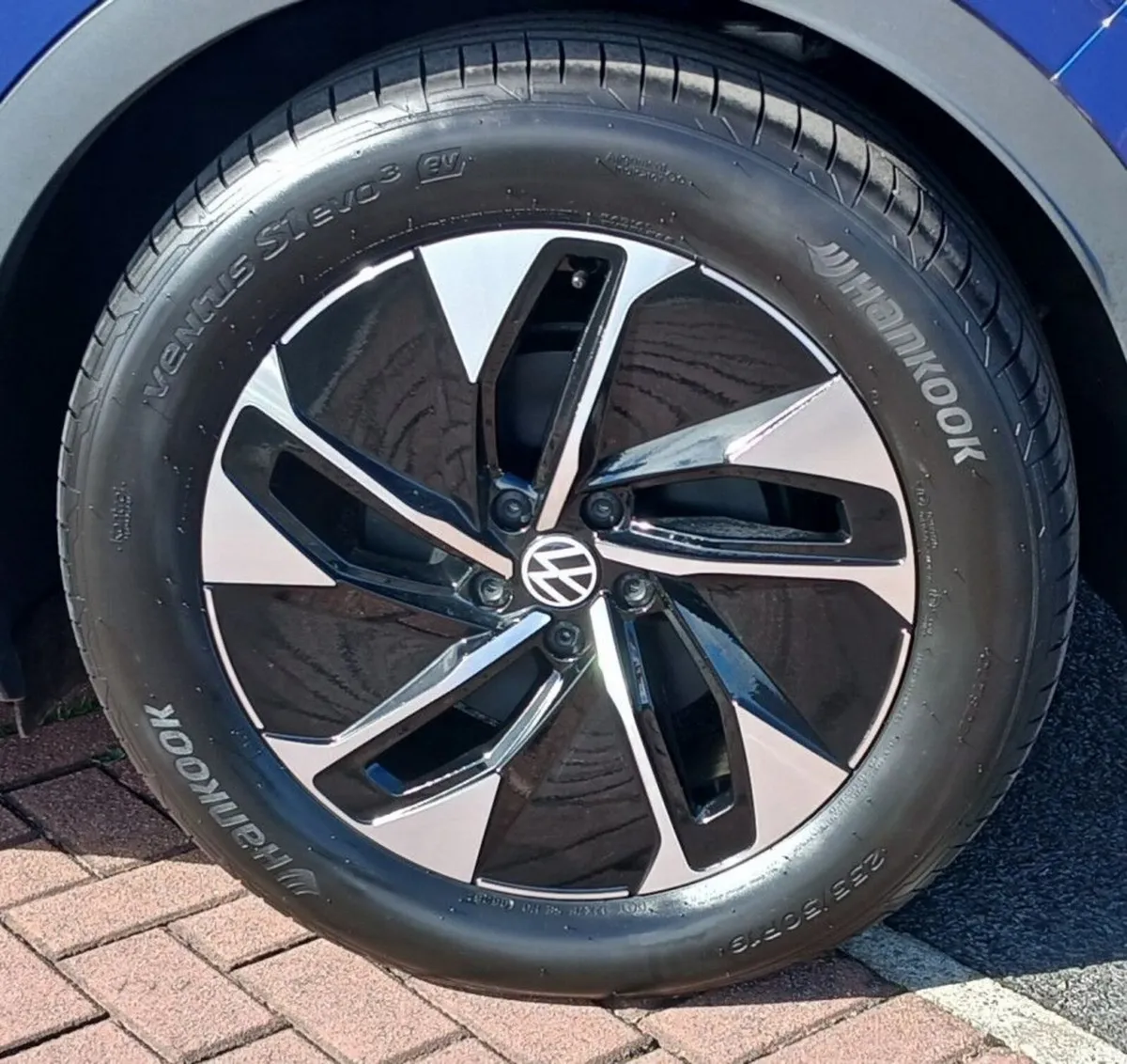 Volkswagen ID.4 PRO PLUS 77KWH 286HP **FULLY ELECT - Image 6