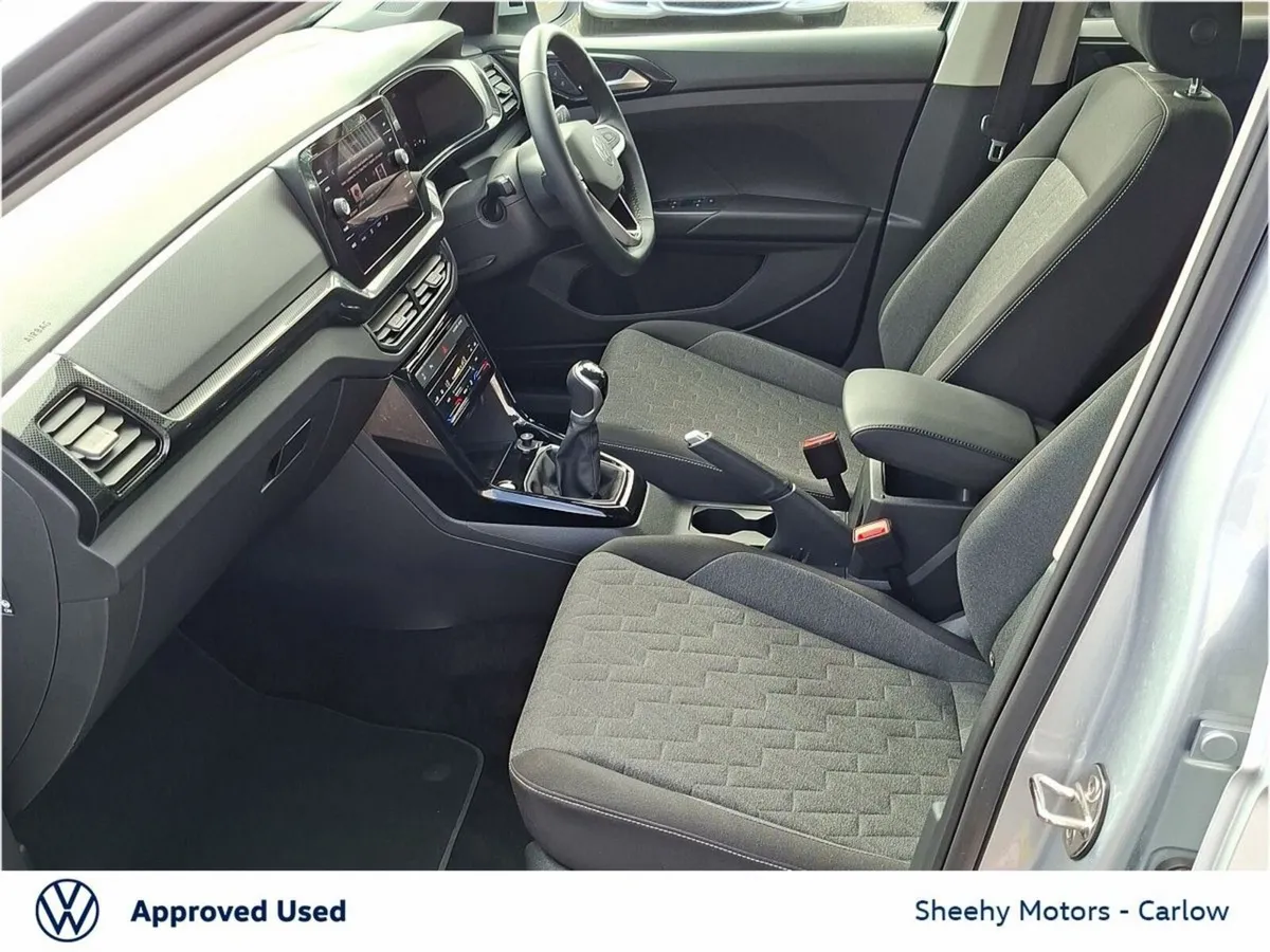 Volkswagen T-Cross 1.0 TSI LIFE 5DR - Image 4