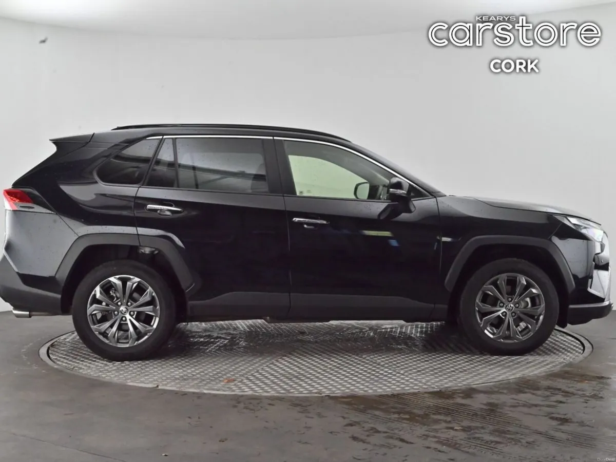 Toyota RAV4 2.5 PETROL HYBRID **MEMO LEATHER SEATS - Image 2