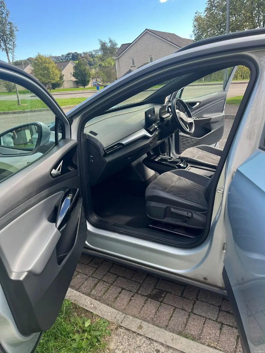 Volkswagen ID.4 2023 - Image 6