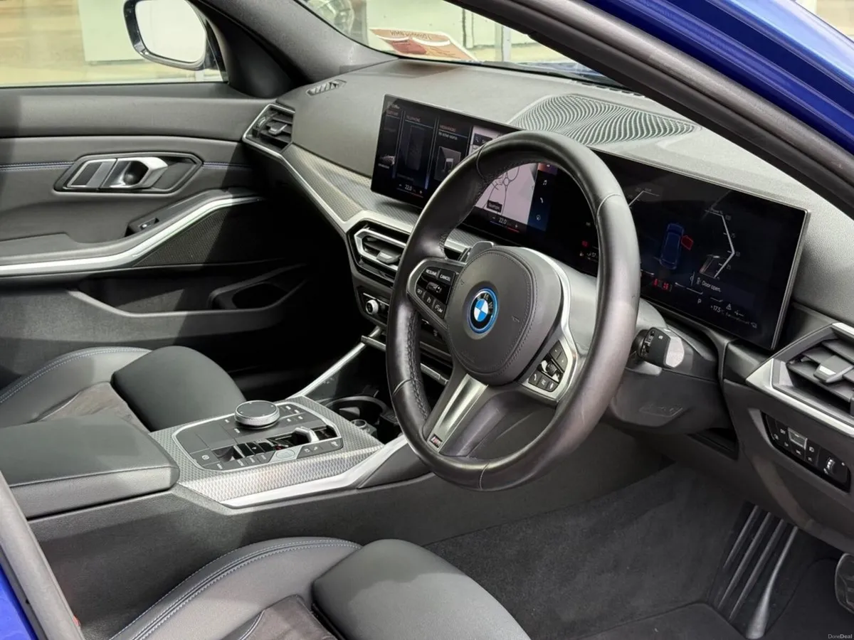 BMW 3-Series 330e M Sport Saloon - Image 5