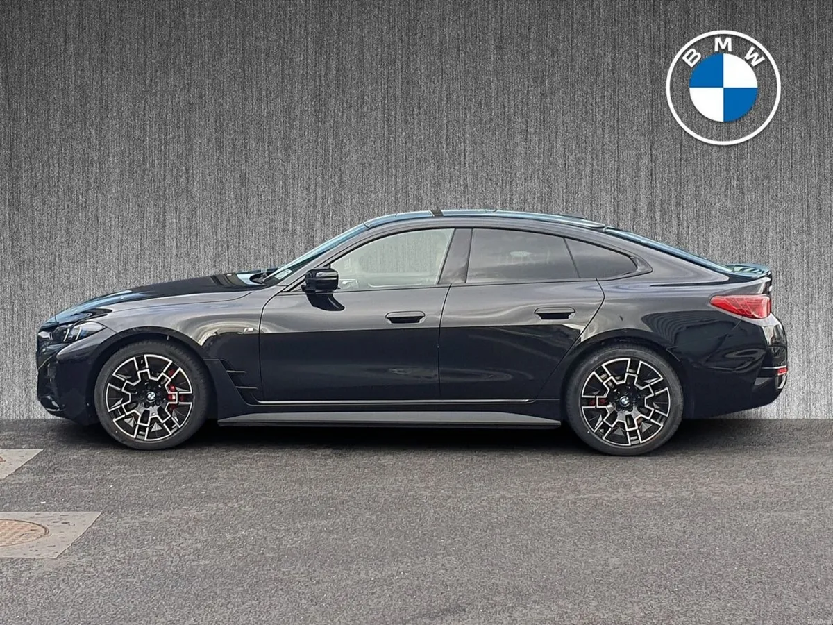 BMW i4 eDrive35 M Sport - Image 3