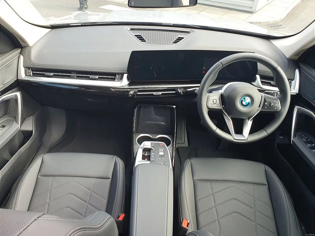 BMW X1 xDrive25e xLine - Image 4