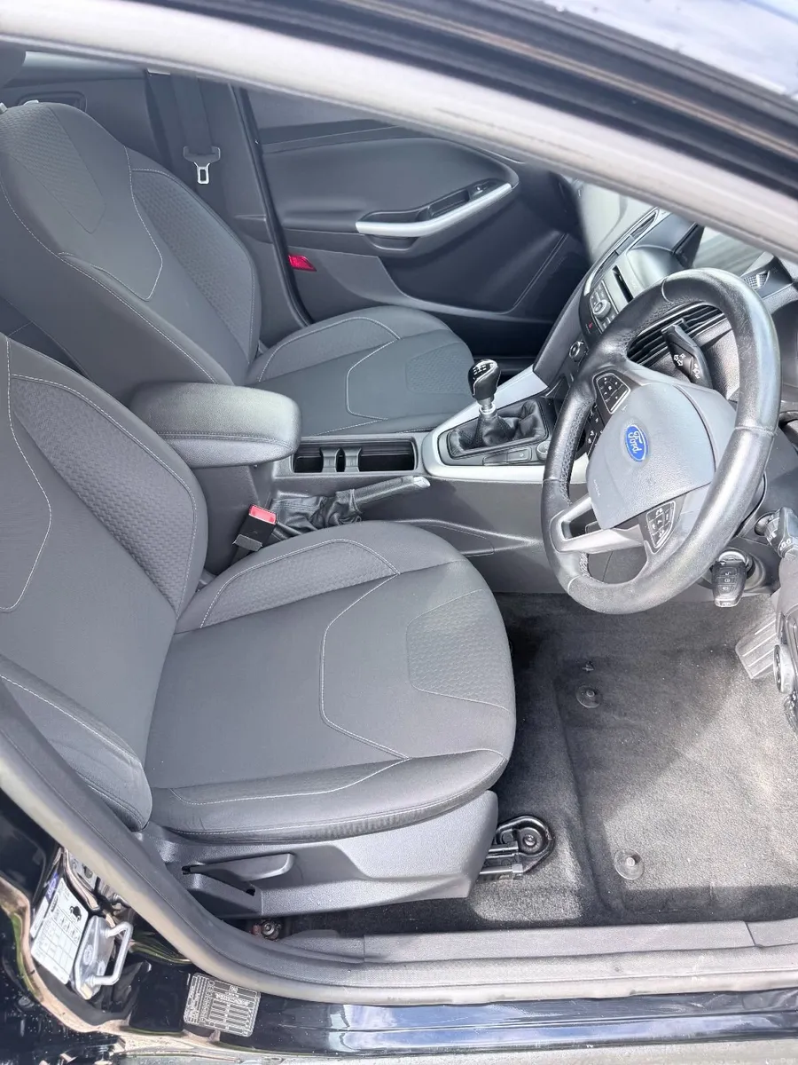 2017 Ford Focus | Black | Clean & Economical | Gre - Image 1