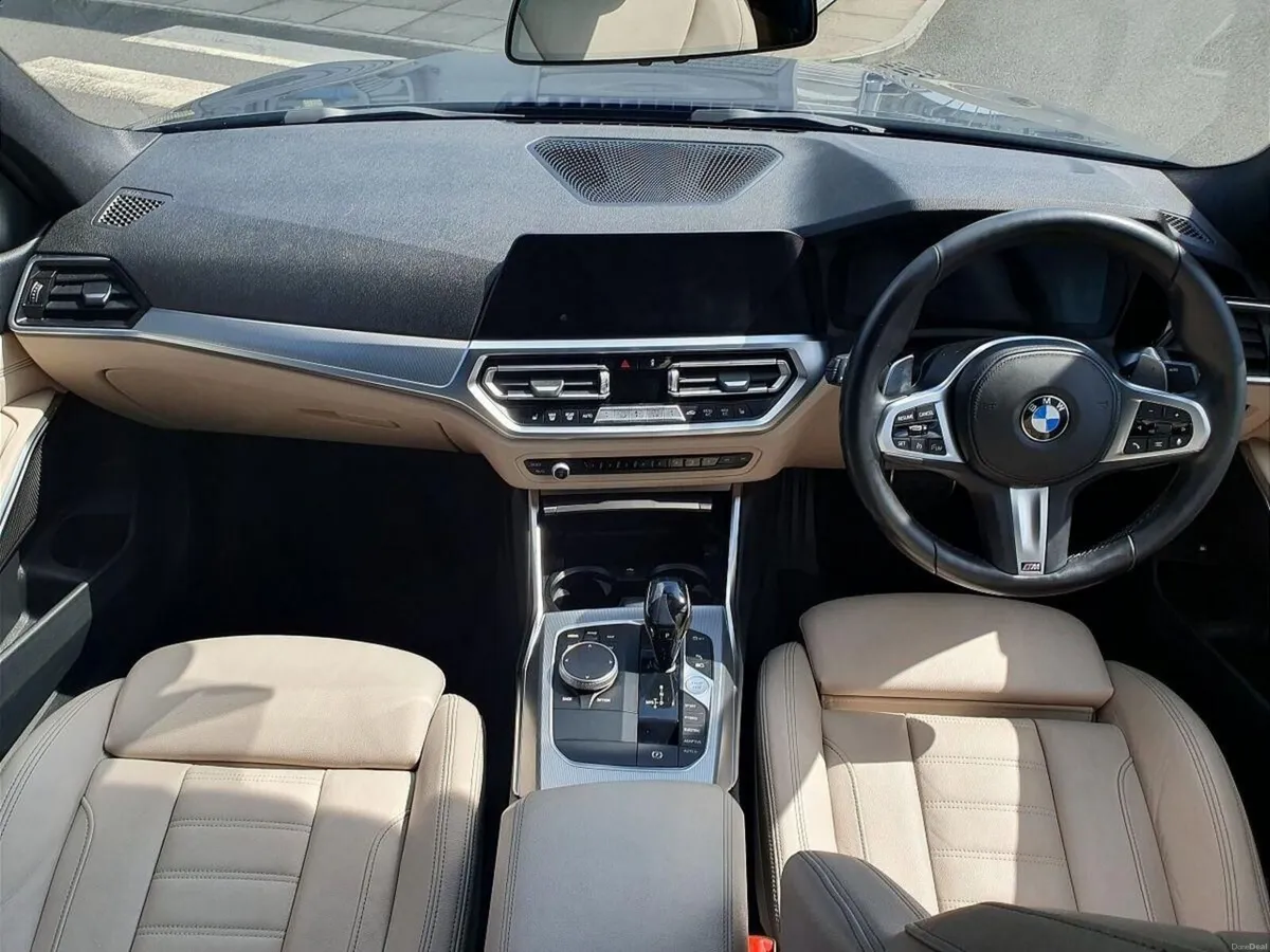 BMW 3-Series 330e M Sport Saloon - Image 4
