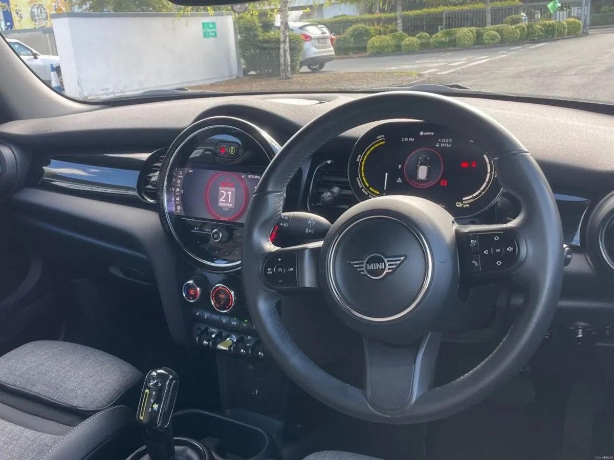 Mini Cooper Electric Level 2 - Image 5