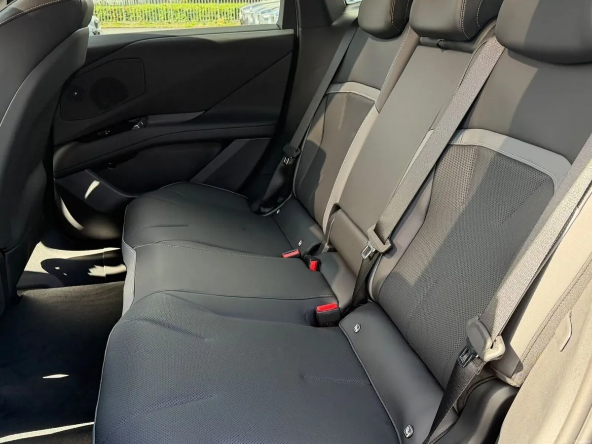 BMW iX3 40 M Sport - Image 6