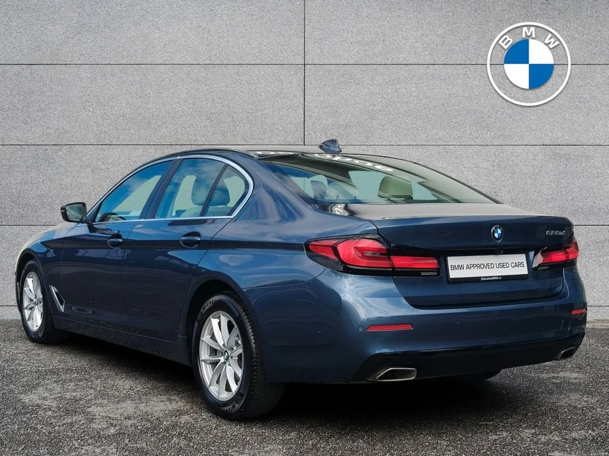 BMW 5-Series 520d SE Saloon - Image 2