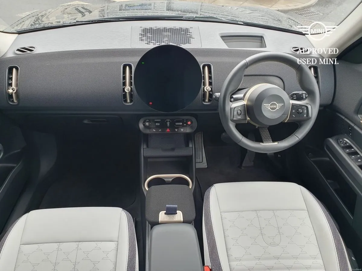 Mini Countryman E - Image 4