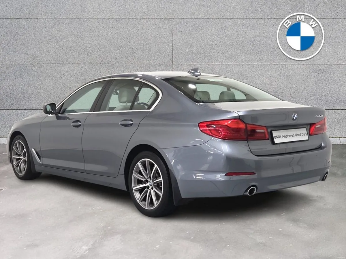 BMW 5-Series 520d SE Saloon - Image 2