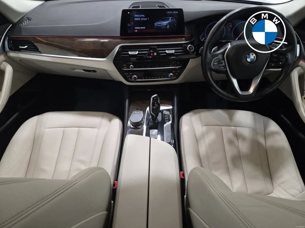 BMW 5-Series 520d SE Saloon - Image 4