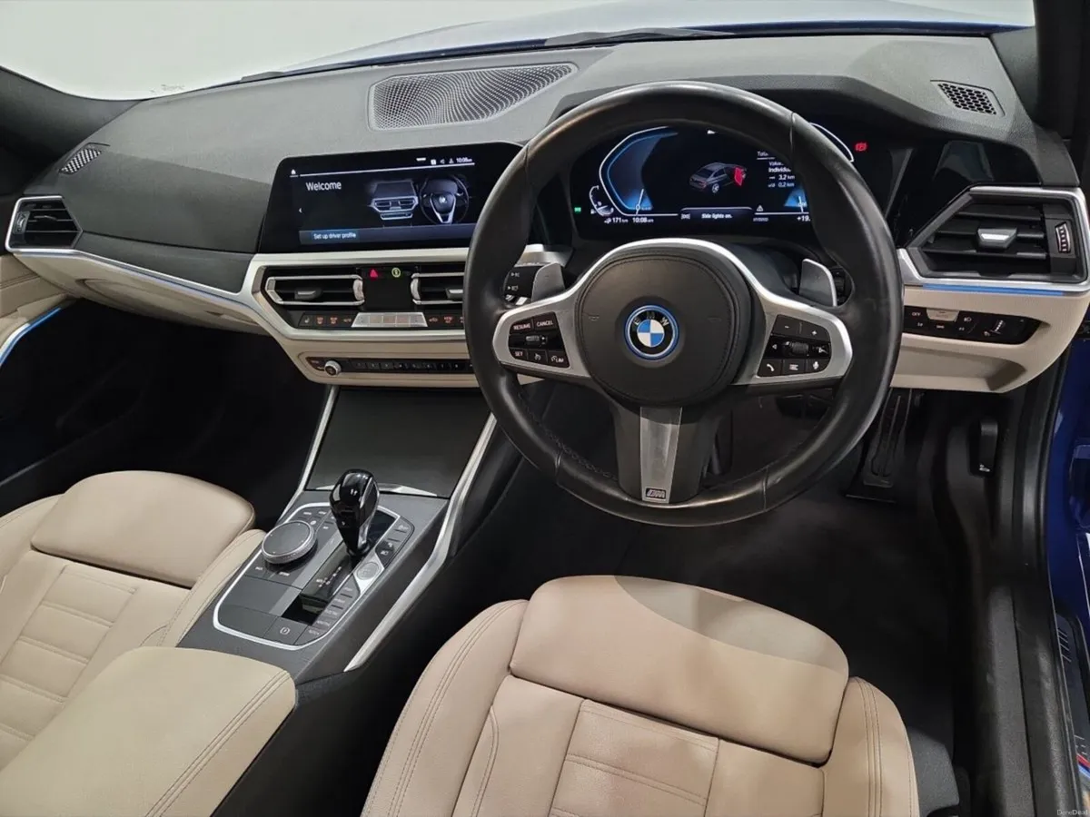 BMW 3-Series 330e M Sport Saloon - Image 6