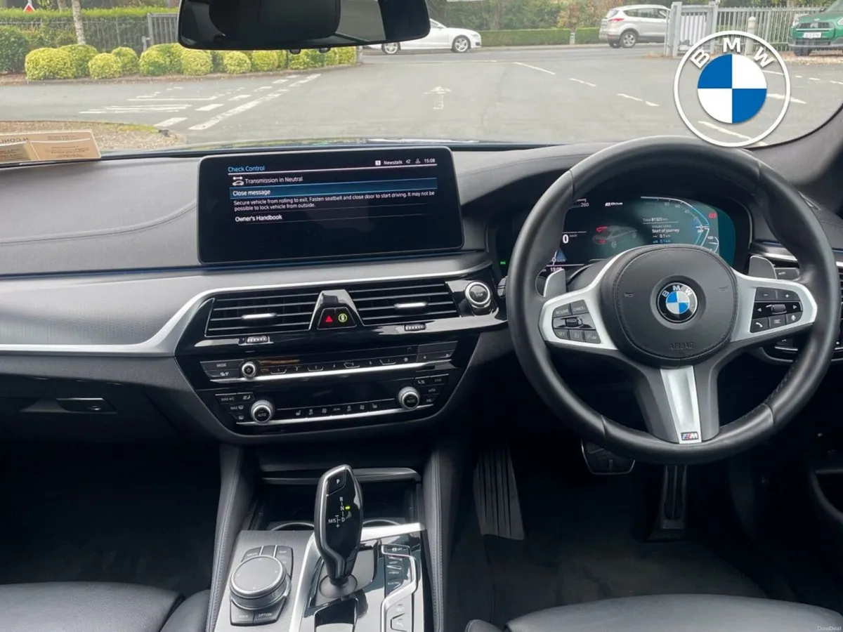 BMW 5-Series 530e M Sport Saloon - Image 4