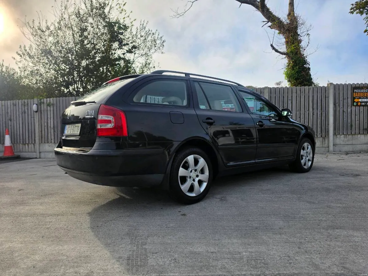 Skoda Octavia Automatic 1.9 Diesel - Image 4