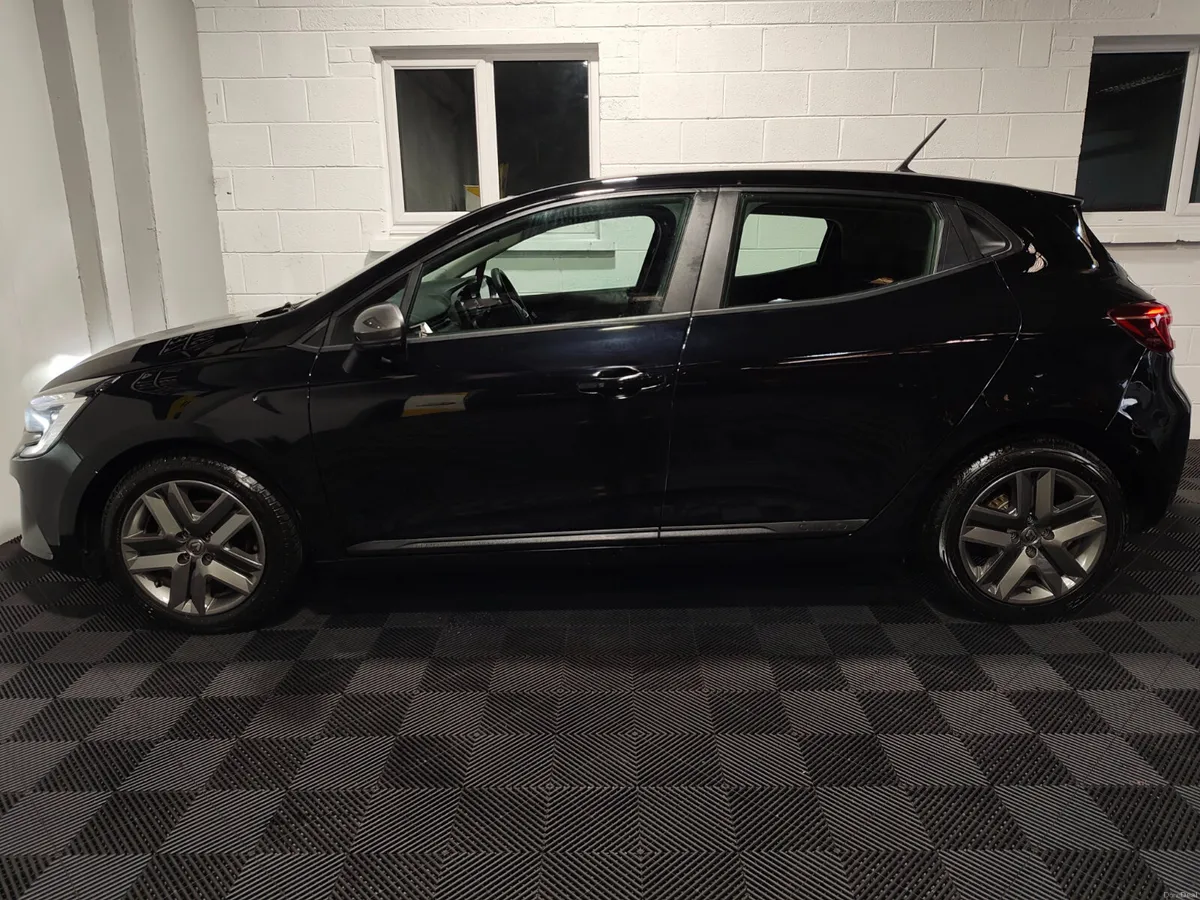 Renault Clio 2022 1.0 PETROL DYNAMIQUE SPEC EXTRAS - Image 6