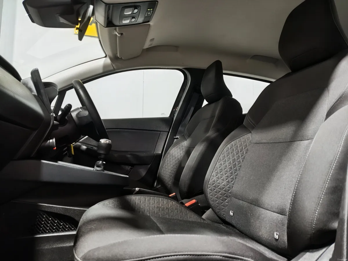Renault Clio 2022 1.0 PETROL DYNAMIQUE SPEC EXTRAS - Image 2