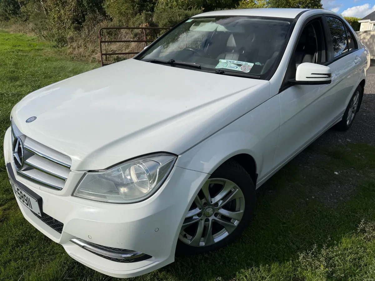 Mercedes C Class 6 speed Diesel - Image 3