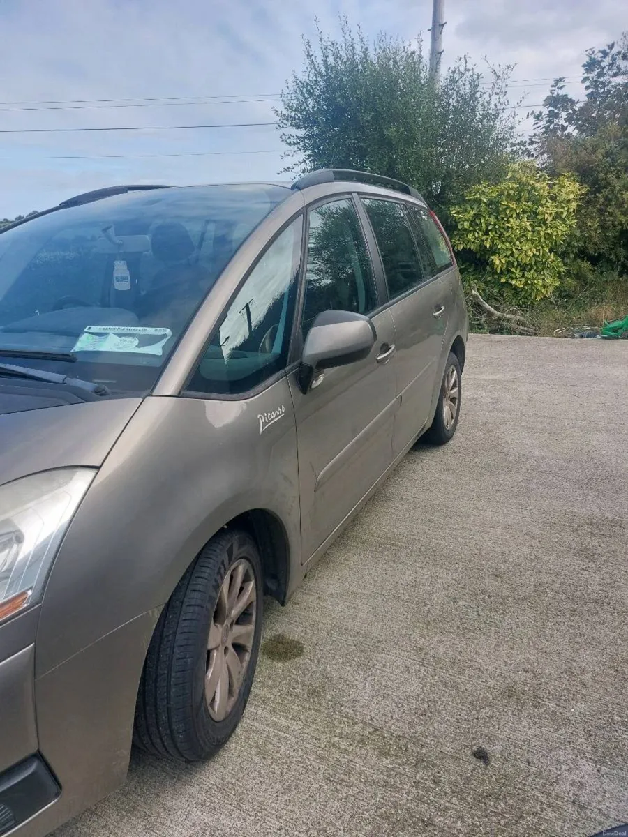 7 seater - Image 3