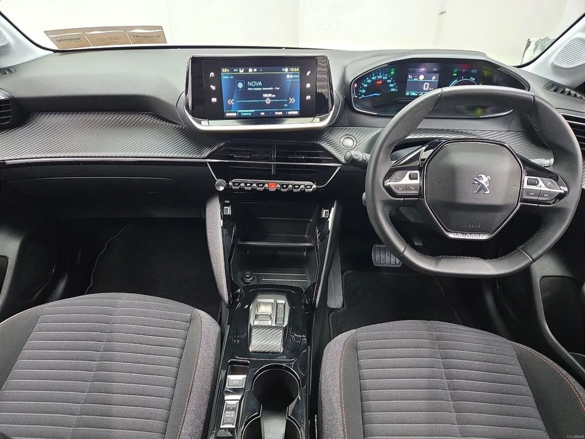 Peugeot 208 Electric 136bhp (50 kWh) Active - Image 3