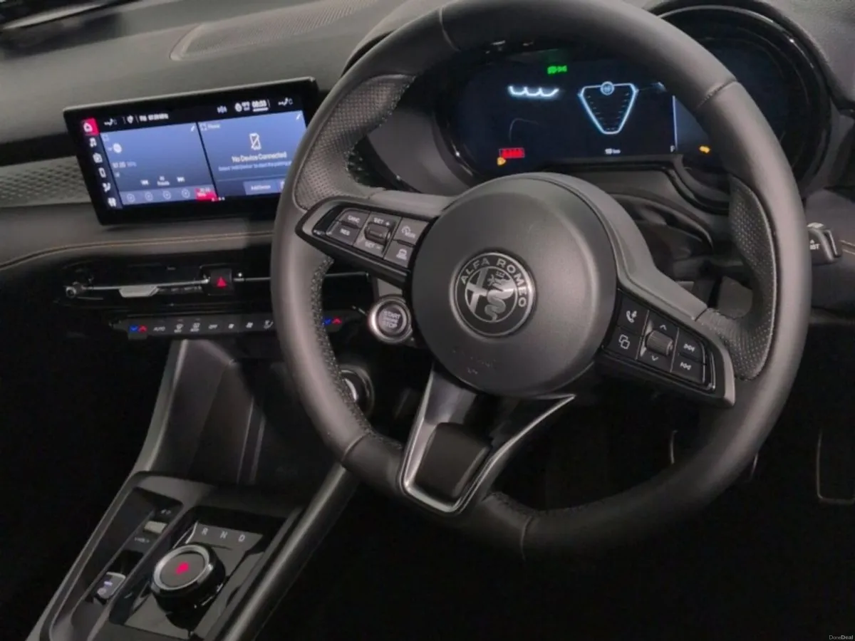Alfa Romeo Tonale Hybrid 1.5 175Bhp Ibrida - Image 5