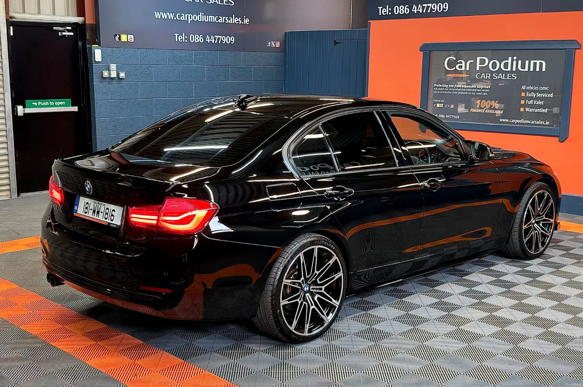 2018 BMW 3-Series 330E Sport PHEV  M-Performance - Image 3