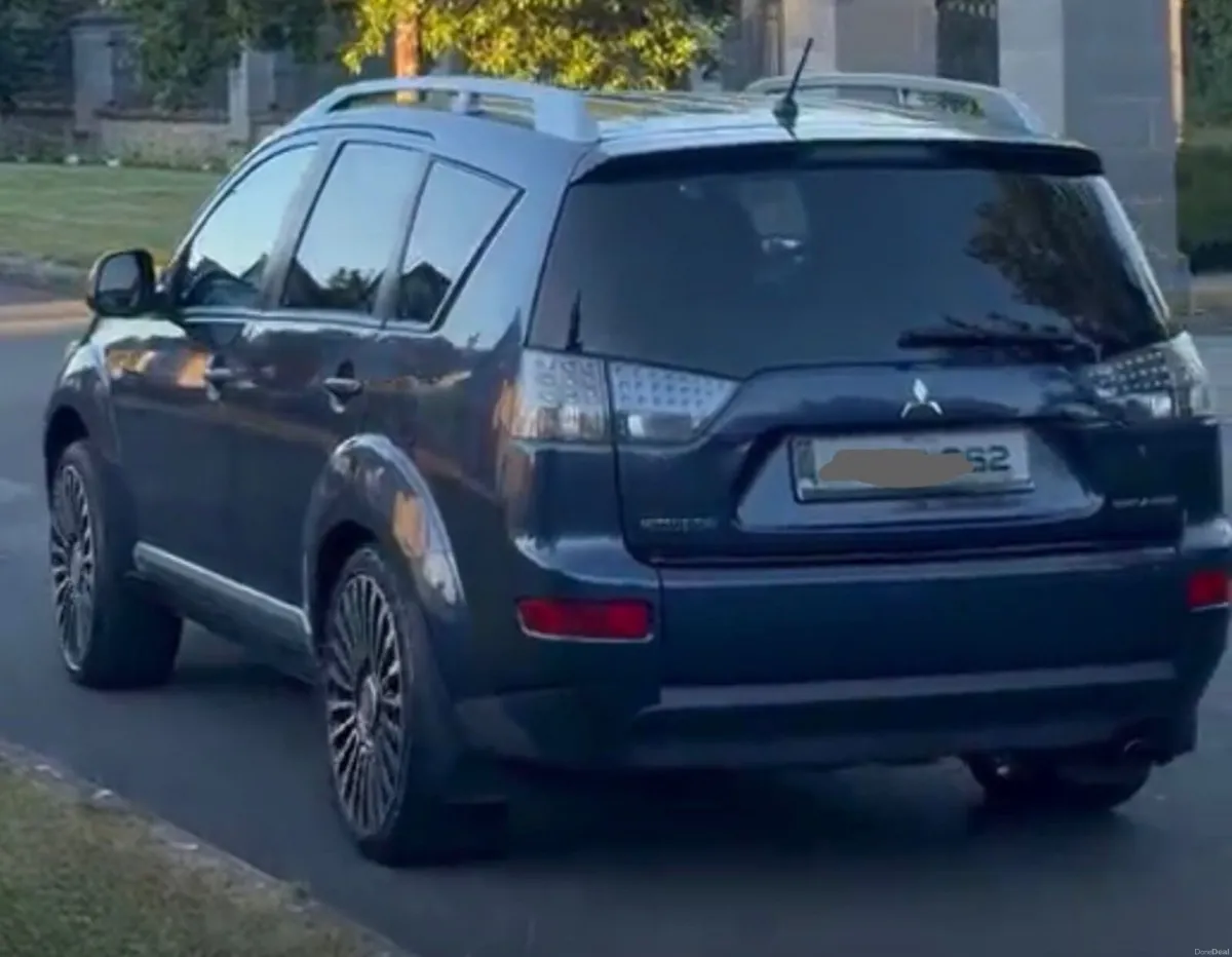 Mitsubishi Outlander 2010 - Image 4