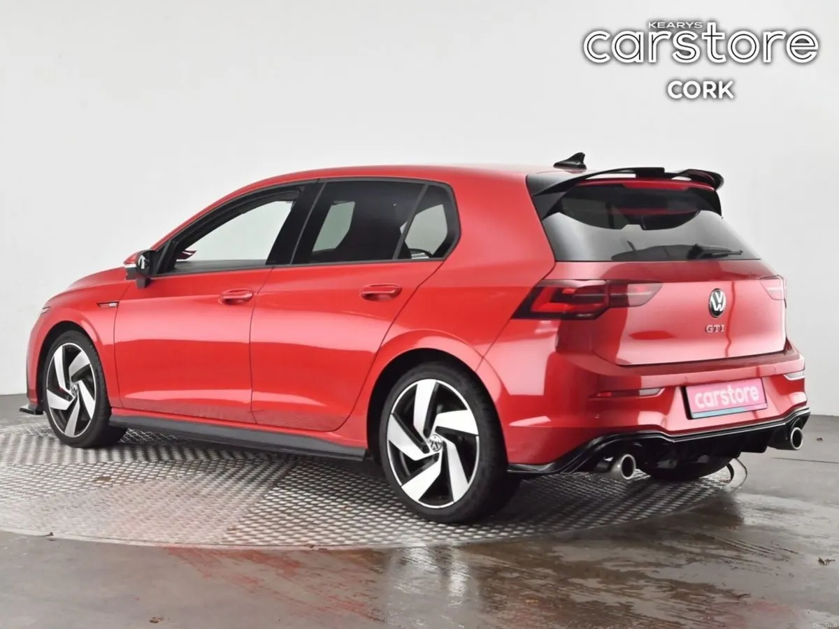 Volkswagen Golf 2.0 TSI 245HP GTI MANUAL - Image 3