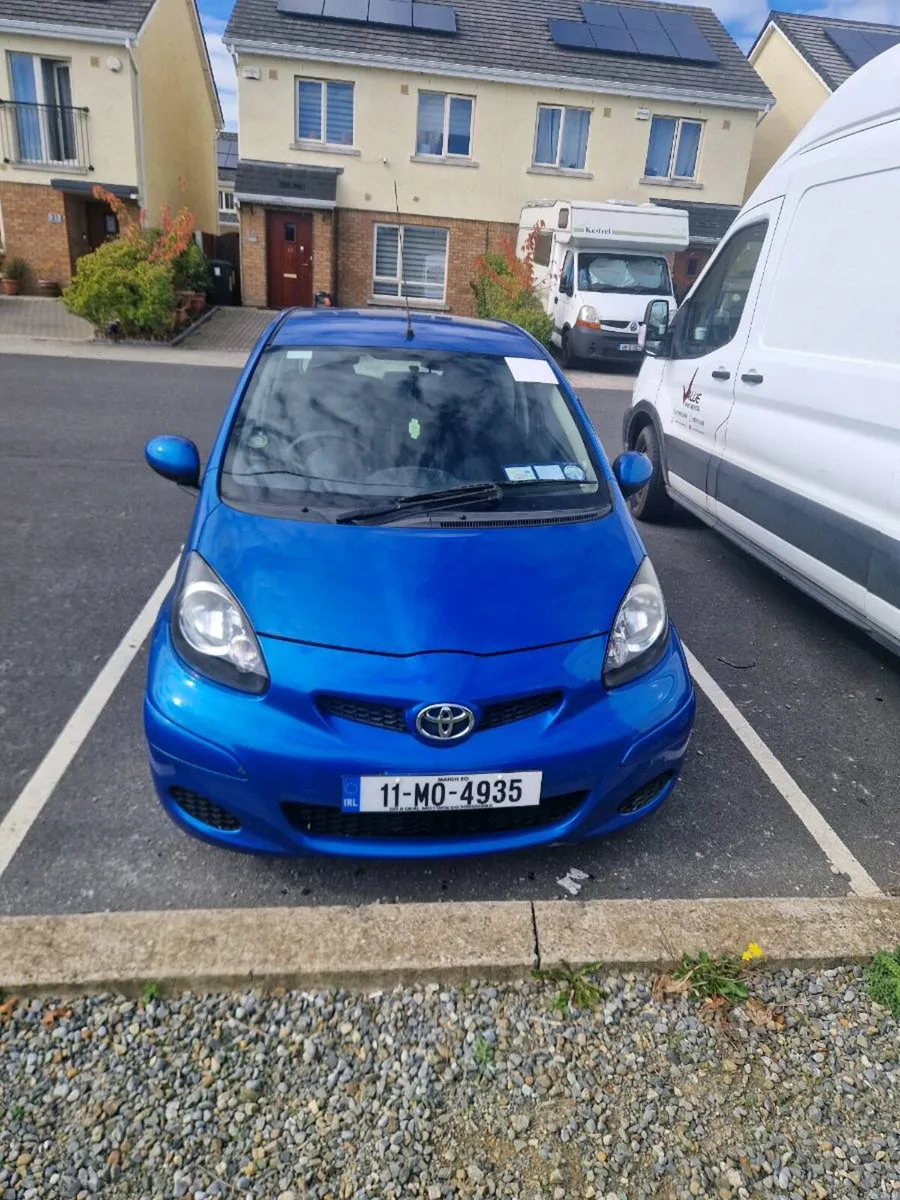 2011 Toyota aygo 1.0 nct 04/27 tax 10/26 - Image 5