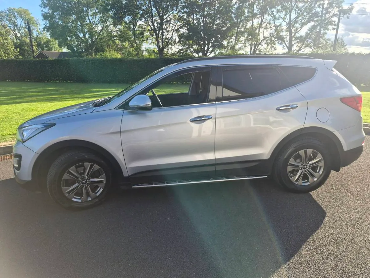 151 Hyundai Santa Fe - Image 2
