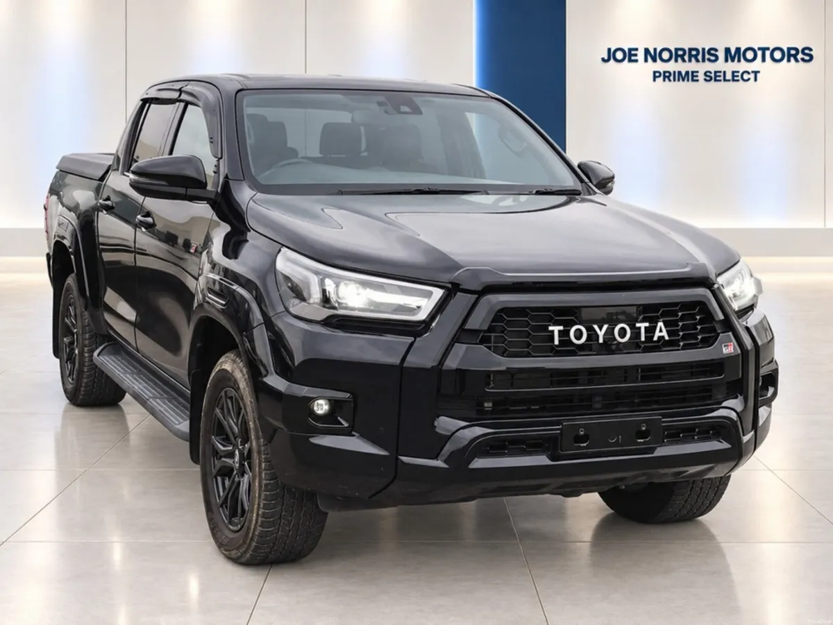 Toyota Hilux 2.4 Z GR SPORT DIESEL DOUBLE CAB 4WD - Image 2