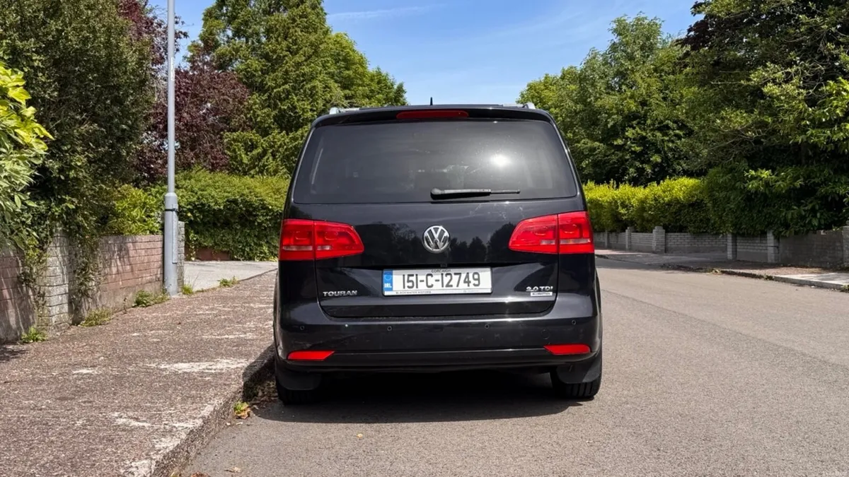 Volkswagen Touran 2015 HIGHLINE 2.0 TDI - Image 6